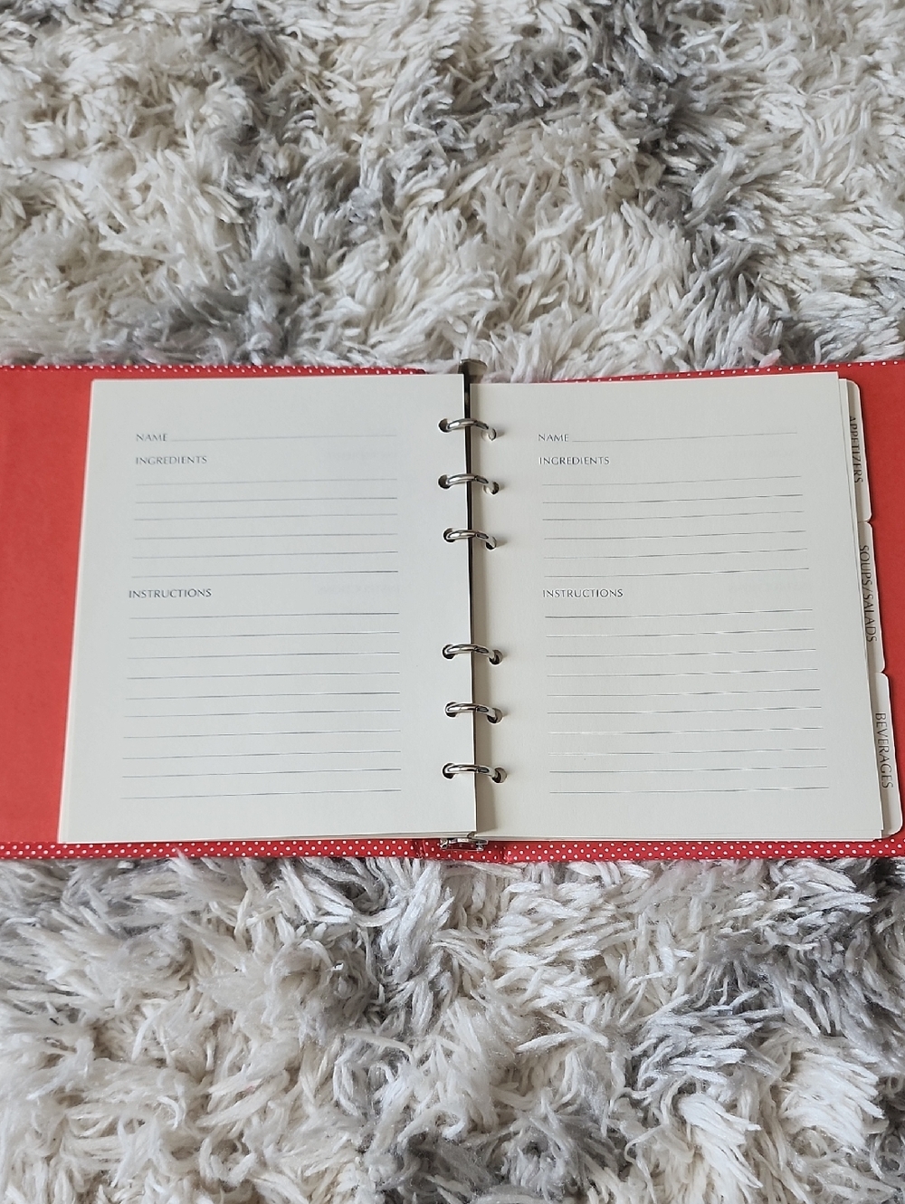VINTAGE HALLMARK RECIPE BOOK - Picture 6 of 16